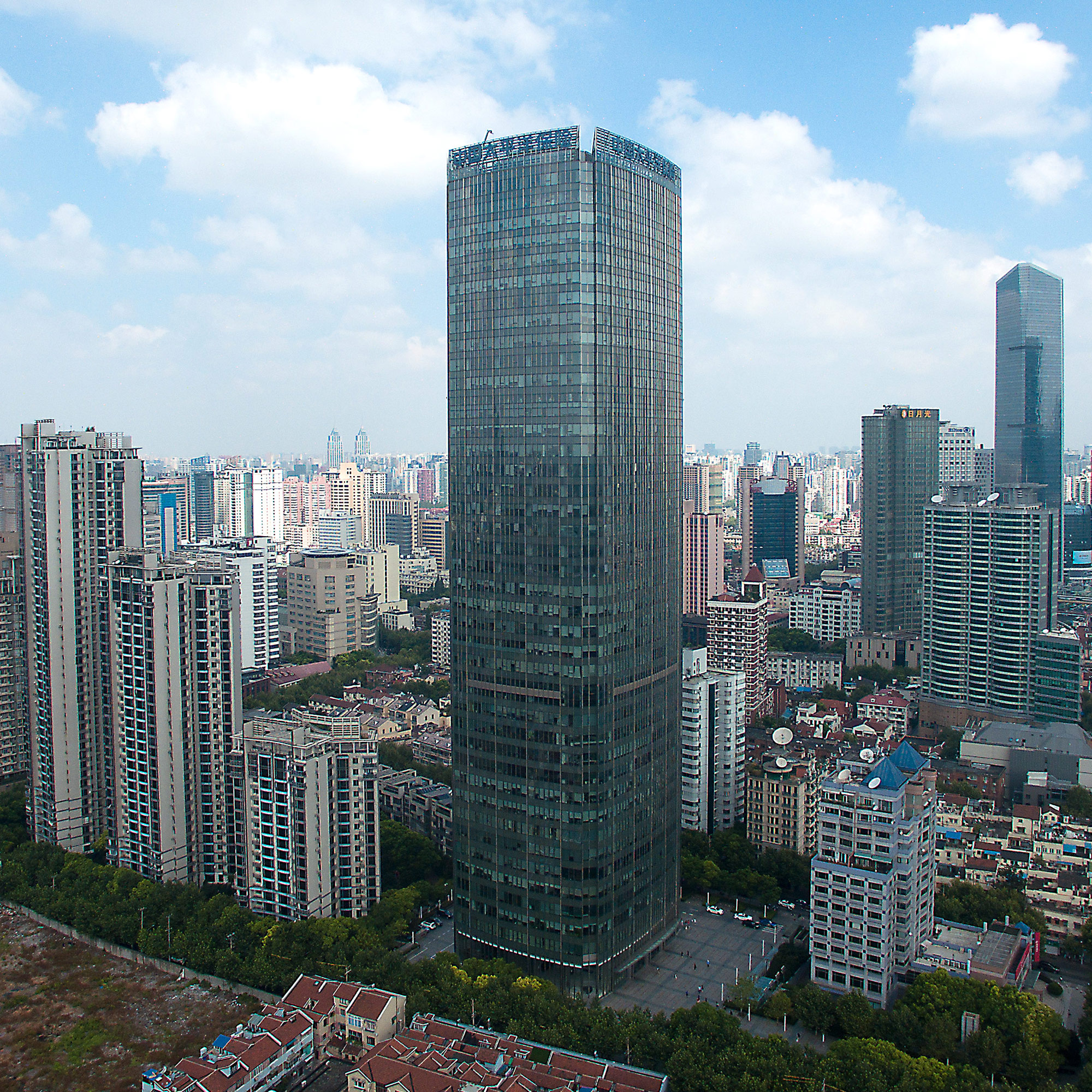 1631263272157852.jpg 世纪商贸广场.jPG